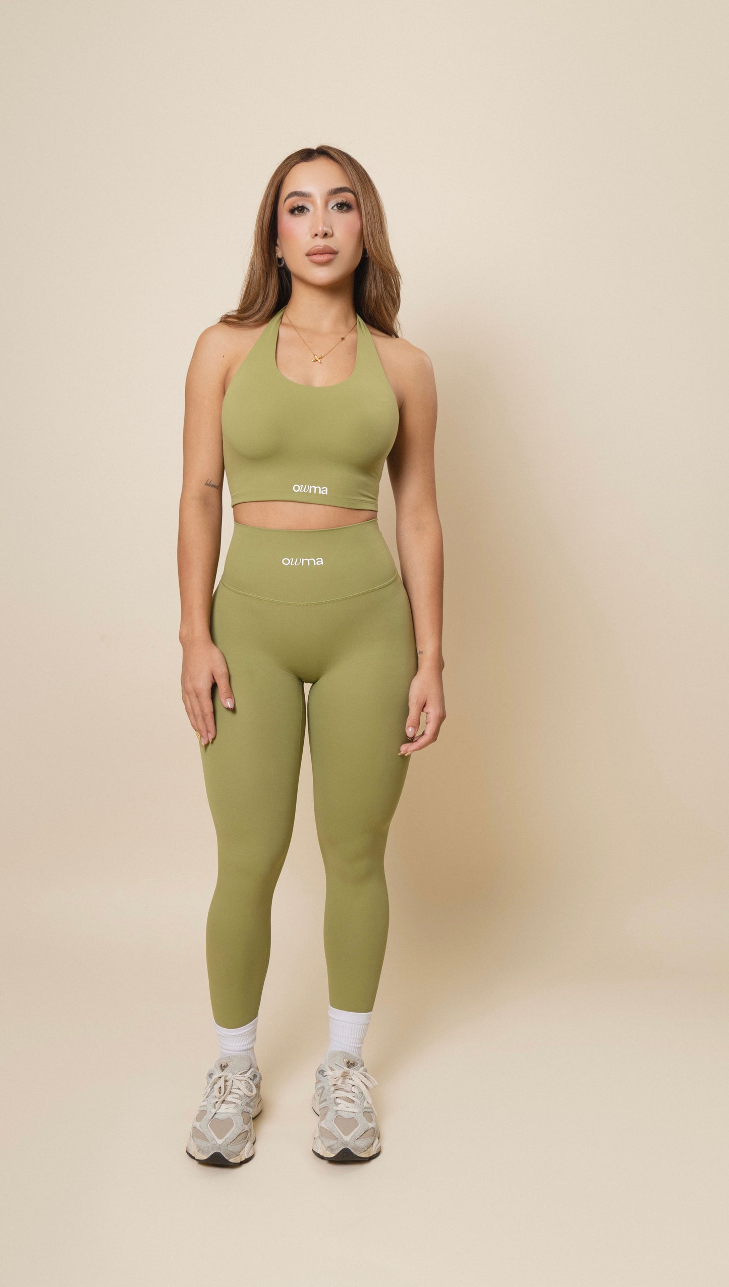 Backless Set