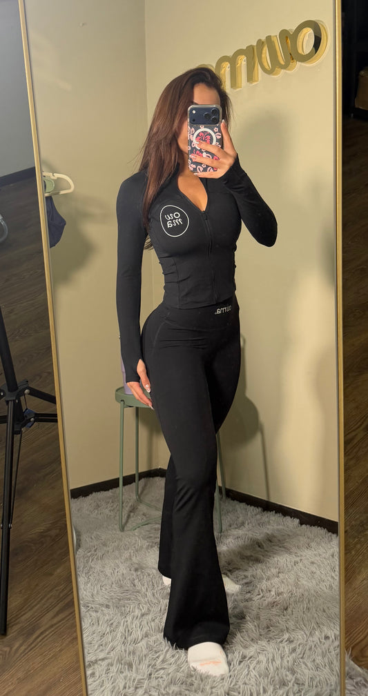 Set acampanado/ Chamarra OWMA