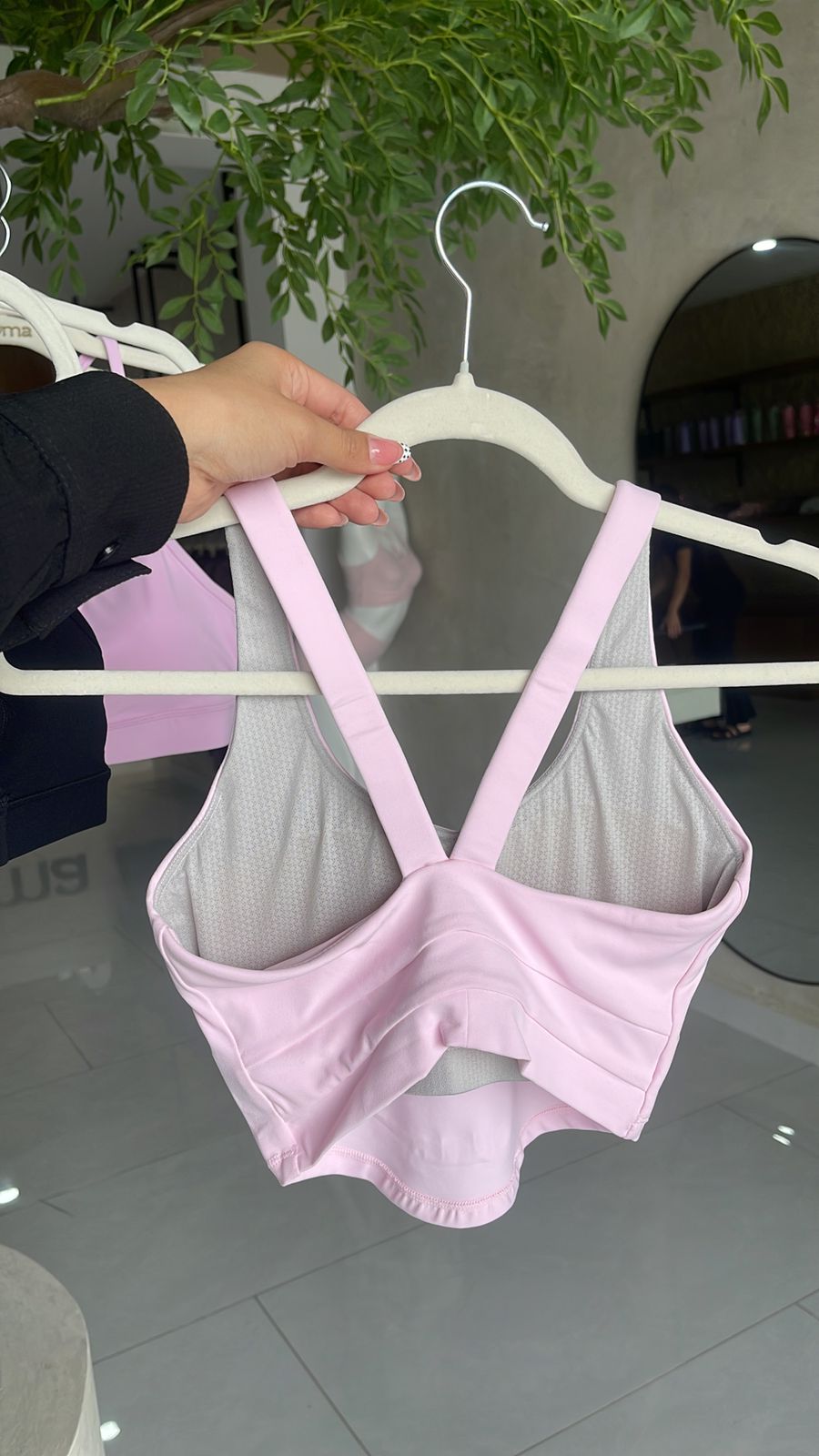 Top V rosa